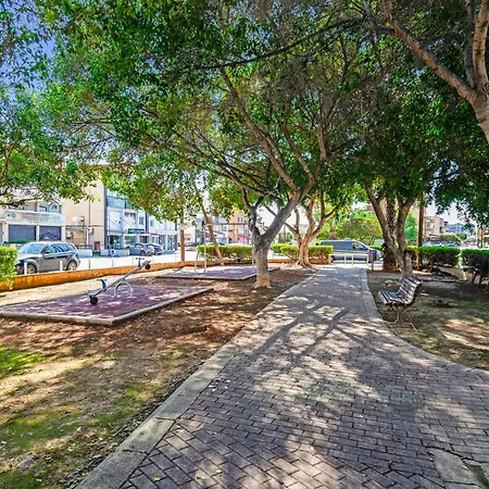 Sanders Cruise 아파트