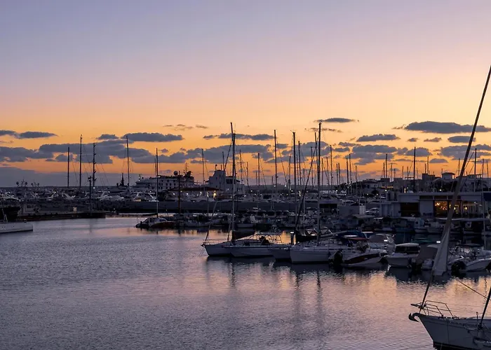 Sanders Cruise דירה *