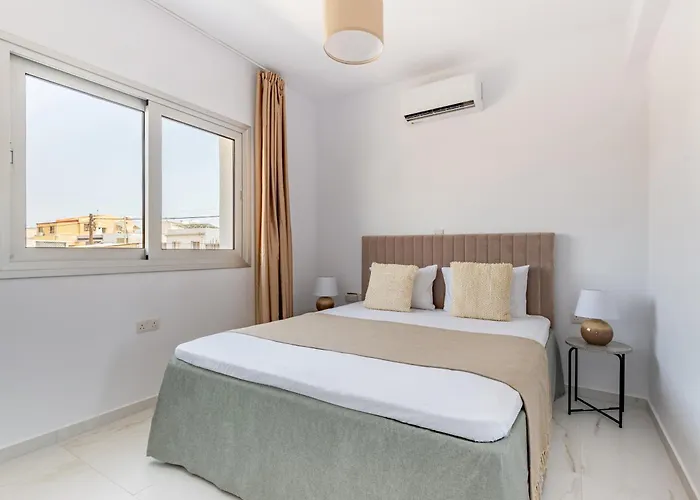 Sanders Cruise Lägenhet Limassol