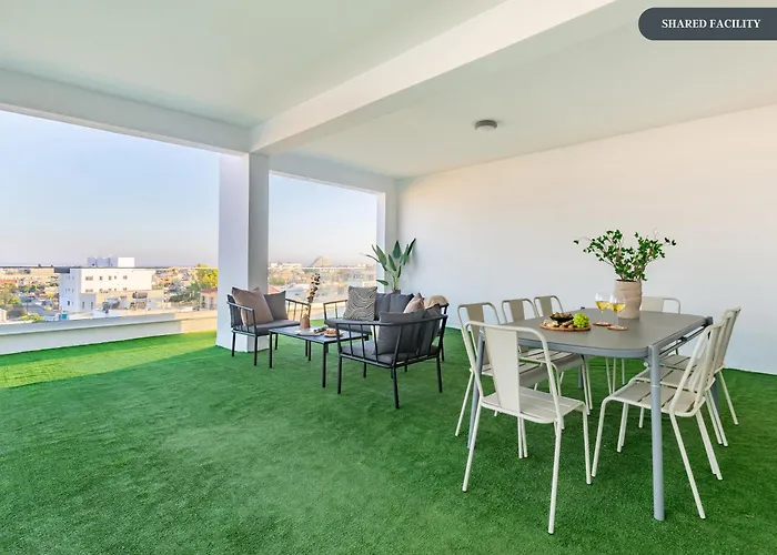 Sanders Cruise * לימסול