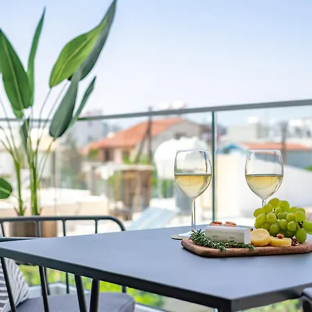 Sanders Cruise * Limisso